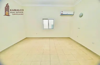 Apartment - 2 Bedrooms - 2 Bathrooms for rent in Al Muntazah Street - Al Muntazah - Doha