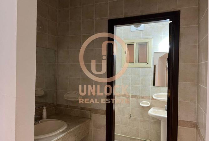 931514 - Property Image 2