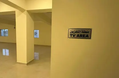 فيلا - 6 غرف نوم - 6 حمامات للايجار في الخيصة - الخيصة - أم صلال محمد