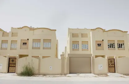 Apartment - Studio - 1 Bathroom for rent in Izghawa - Izghawa - Doha