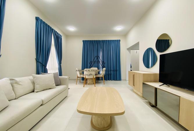 953009 - Property Image 2