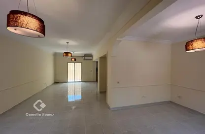 Compound - 3 Bedrooms - 4 Bathrooms for rent in Umm Al Seneem Street - Ain Khaled - Doha