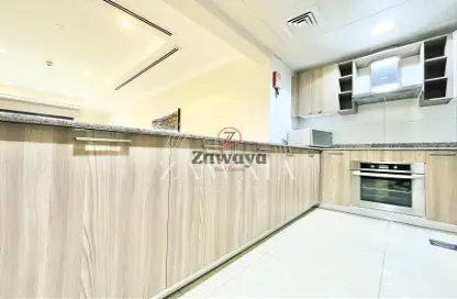 Apartment - Studio - 1 Bathroom for rent in Tower 14 - Porto Arabia - The Pearl Island - Doha