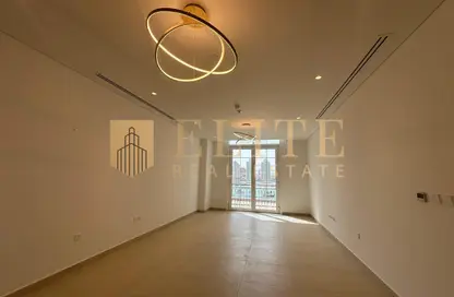 Apartment - 1 Bedroom - 2 Bathrooms for rent in Floresta Gardens - Floresta Gardens - The Pearl Island - Doha