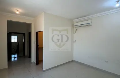 Penthouse - Studio - 1 Bathroom for rent in Madinat Khalifa South - Madinat Khalifa - Doha