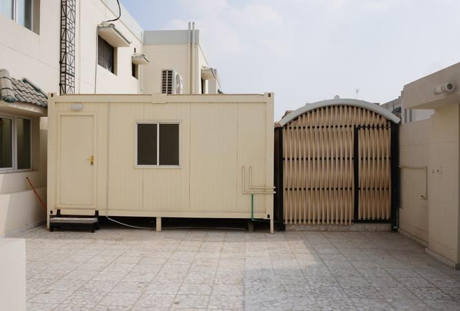 967921 - Property Image 2