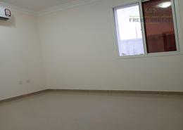 صورةغرفة فارغة لـ: شقة - 2 غرف نوم - 2 حمامات للكراء في مدينة خليفة - الدوحة, صورة 1