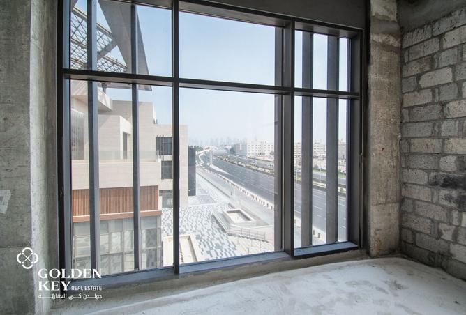 988423 - Property Image 2