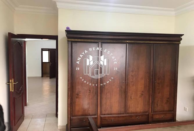 994023 - Property Image 2