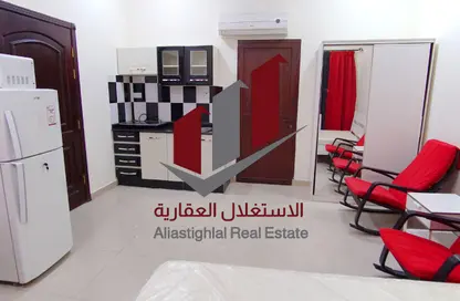 فيلا - غرفة نوم - 1 حمام للايجار في فلل عين خالد - عين خالد - الدوحة