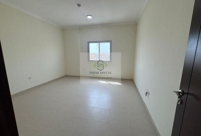 908263 - Property Main Image