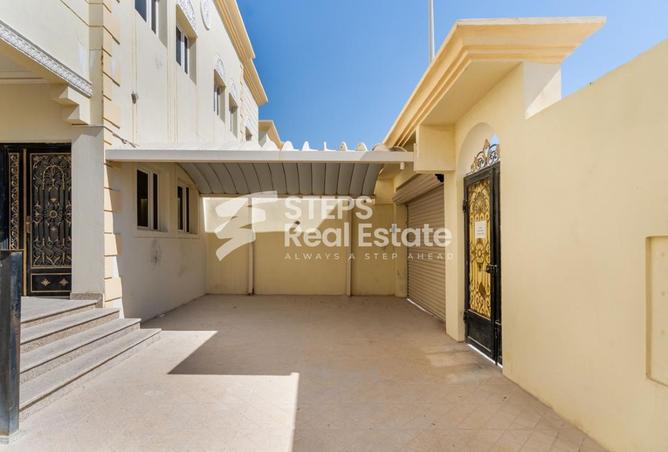 993916 - Property Image 3