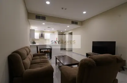 Apartment - 1 Bedroom - 2 Bathrooms for rent in Giardino Gardens - Giardino Villas - The Pearl Island - Doha