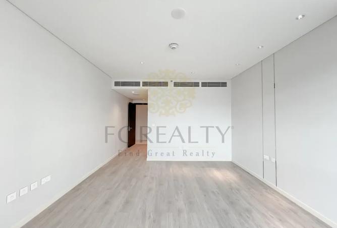 952688 - Property Image 3