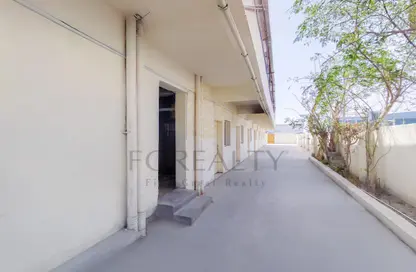 Warehouse - Studio - 2 Bathrooms for rent in Industrial Area - Industrial Area - Doha