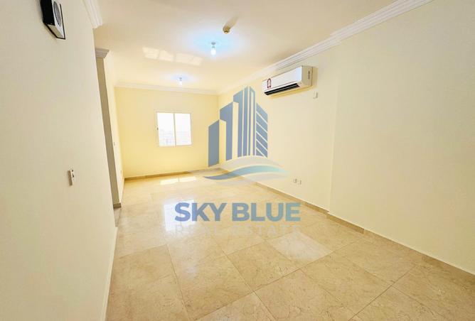 944209 - Property Image 2