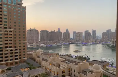 Apartment - 1 Bedroom - 2 Bathrooms for sale in West Porto Drive - Porto Arabia - The Pearl Island - Doha