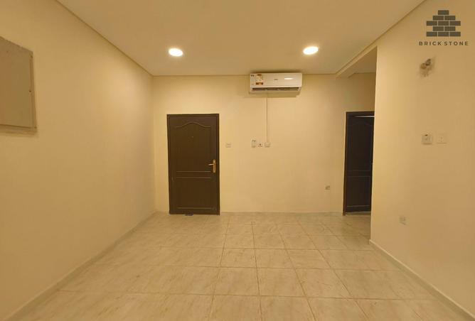 981240 - Property Image 3