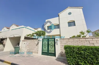 مجمع سكني - 4 غرف نوم - 5 حمامات للايجار في الوعب - الوعب - الدوحة