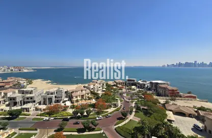 Apartment - 2 Bedrooms - 3 Bathrooms for rent in Viva West - Viva Bahriyah - The Pearl Island - Doha