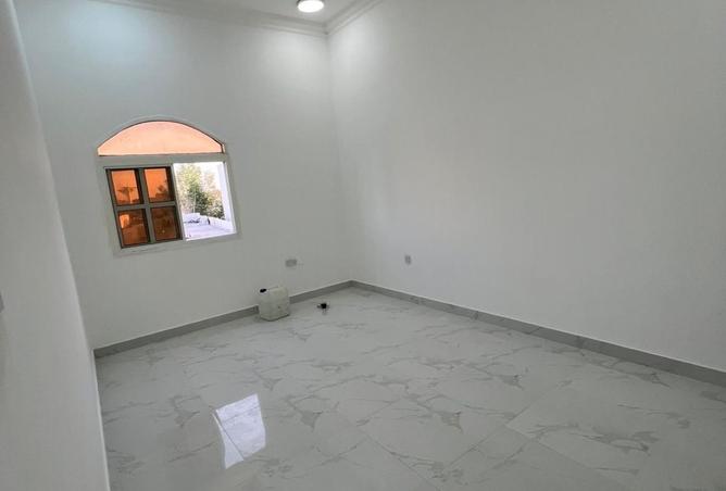 999250 - Property Image 3