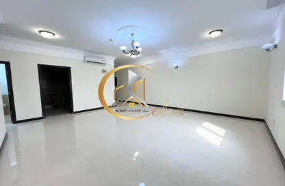 شقة - 2 غرف نوم - 2 حمامات للايجار في شارع انس - فريج بن محمود الشمالي - فريج بن محمود - الدوحة