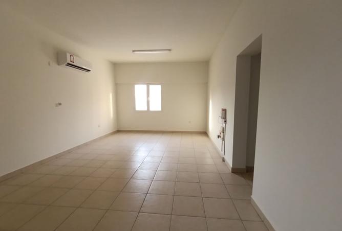 987441 - Property Main Image