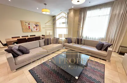 Apartment - 4 Bedrooms - 6 Bathrooms for rent in Anas Street - Fereej Bin Mahmoud North - Fereej Bin Mahmoud - Doha Apartment - 4 Bedrooms - 6 Bathrooms for rent in Anas Street - Fereej Bin Mahmoud North - Fereej Bin Mahmoud - Doha