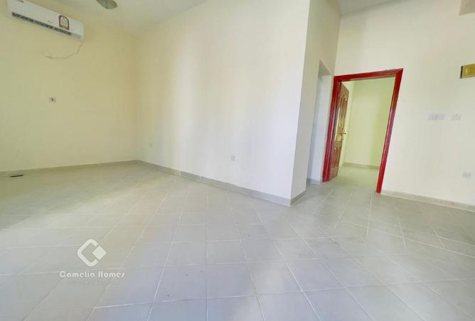 952035 - Property Image 3