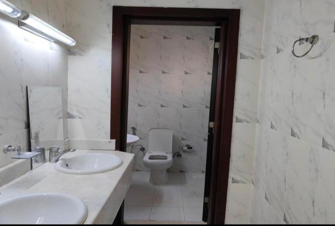 991595 - Property Image 3