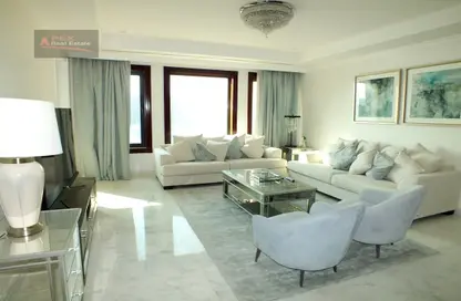 Townhouse - 2 Bedrooms - 3 Bathrooms for rent in Tower 22 - Porto Arabia - The Pearl Island - Doha Townhouse - 2 Bedrooms - 3 Bathrooms for rent in Tower 22 - Porto Arabia - The Pearl Island - Doha