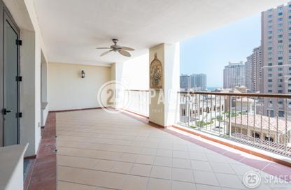 Apartment - 2 Bedrooms - 3 Bathrooms for rent in West Porto Drive - Porto Arabia - The Pearl Island - Doha