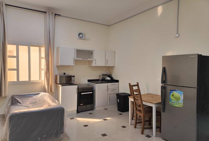 956582 - Property Image 2