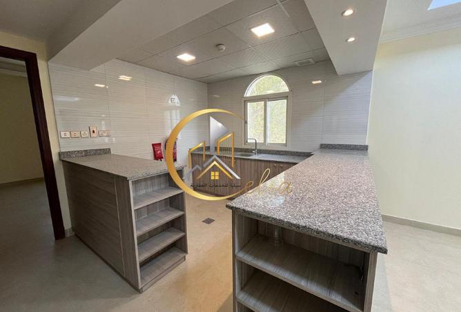 929829 - Property Image 2