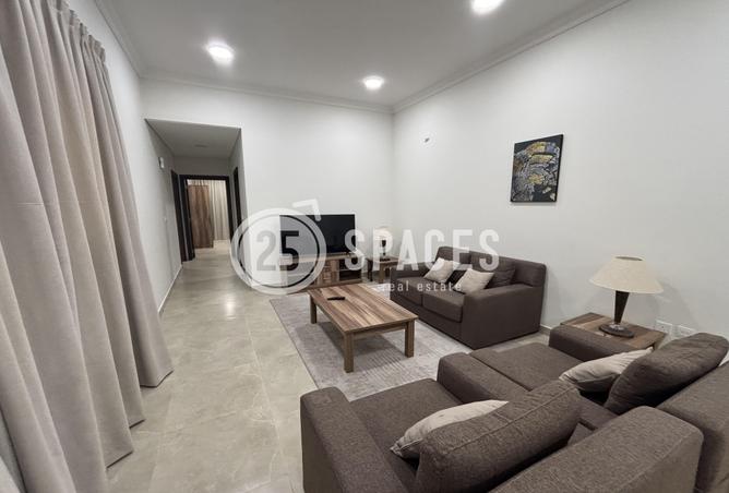 956801 - Property Image 2