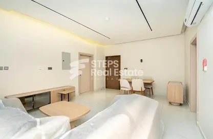 Apartment - 1 Bedroom - 2 Bathrooms for rent in Abu Talha Street - Fereej Bin Omran - Doha