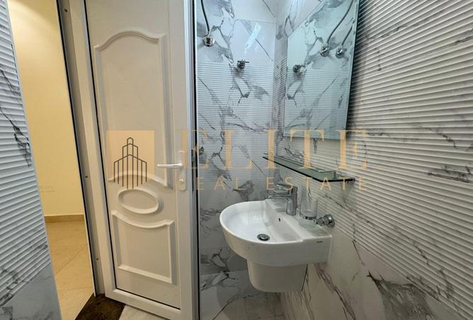 937510 - Property Image 2