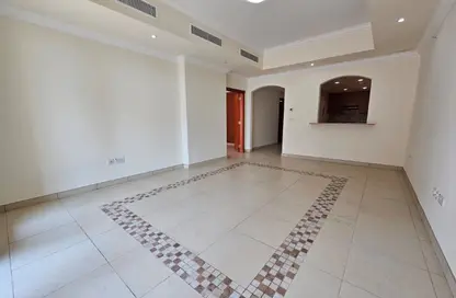 شقة - غرفة نوم - 2 حمامات للايجار في طريق بورتو الغربي - بورتو أرابيا - جزيرة اللؤلؤة - الدوحة