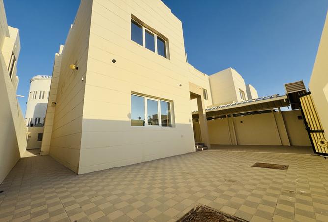 984257 - Property Main Image