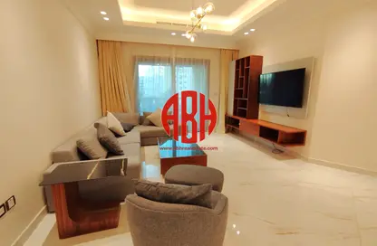 Apartment - 2 Bedrooms - 3 Bathrooms for rent in Giardino Gardens - Giardino Villas - The Pearl Island - Doha
