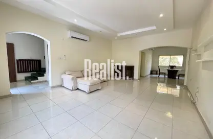 مجمع سكني - 3 غرف نوم - 4 حمامات للايجار في شارع الدانة - مريخ - المريخ - الدوحة
