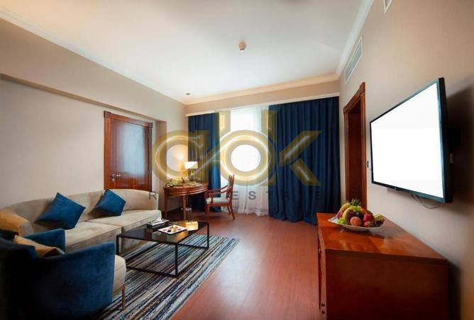 842817 - Property Image 3