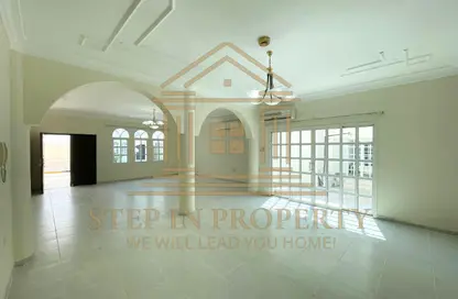 Villa - 4 Bedrooms - 4 Bathrooms for rent in Al Thumama - Al Thumama - Doha