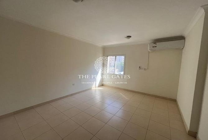 980865 - Property Image 3
