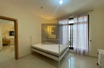 شقة - 2 غرف نوم - 3 حمامات للايجار في ريجنسي ريزيدنس فوكس هيلز 2 - الوسيل