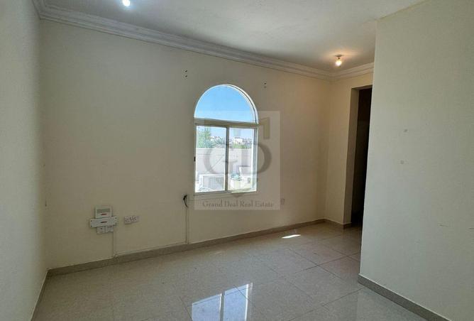 961111 - Property Image 2