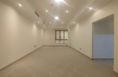 شقة - 2 غرف نوم - 2 حمامات للايجار في شارع الزبير بكار - السد - الدوحة