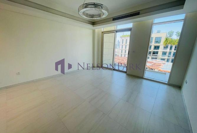 972113 - Property Image 2