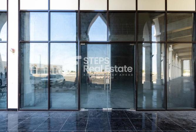 960546 - Property Image 2