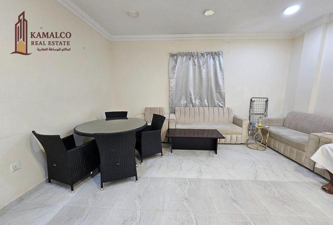 957926 - Property Image 2